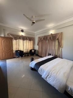 Cloudy Guest House - 2