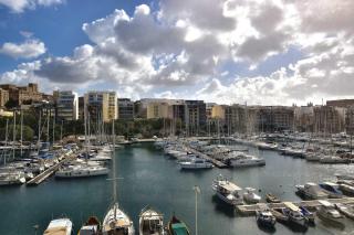 Bright and Central 2 Bedroom with Harbour view - Msida - 0