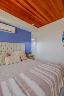 Amplia habitación con vista al mar y baño privado - 6