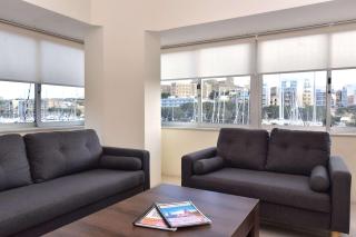 Sea view Spacious 2 bedroom central apartment - 8