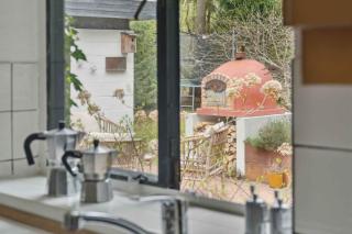 Modernised 70S Cottage In Forest Near Beach - 3