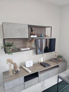 Mediterranean living right by the sea - 7