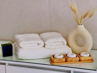 DoUu Stay 2, Luxury 3BR, Modern Design Homes Zayed - 2