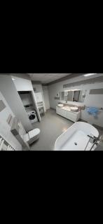 Cozy Central Apartment 2 - 1
