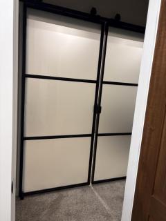 Custom Luxury Rambler in Highland Hills - 8