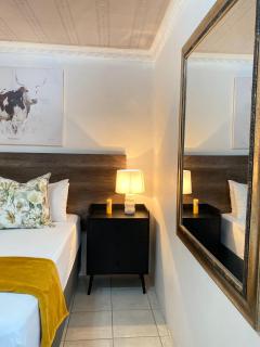 Blue Horizon Bed and Breakfast - 9