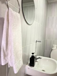 Blue Horizon Bed and Breakfast - 6