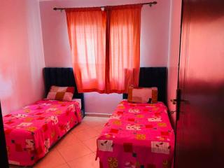 Quiet &Bright Apartment - 4