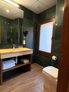 León Center Rooms - 3