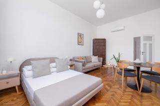2 Bedroom apartment with AC - Augustiańska 1 - 6