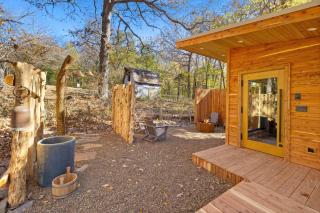 South Woods-Sauna-private trails-1mi to Lake Sequoyah - 8