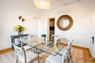 Stunning Holiday Home with Gorgeous Harbour Views - 1