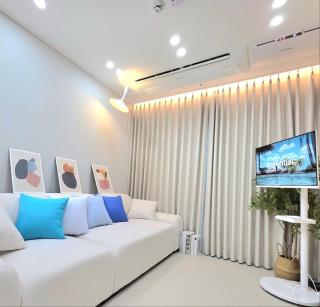 신규!홍대입구역5분,무료주차,Elevator,인천공항직행50분, 강남역30분,홍대거리 - 0