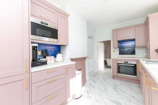 Luxury 2 Bedroom Georgian home, garden, Beach access, 6 guests - 7