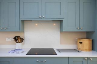 Coastal Comfort for 6 Felpham Beach - 2