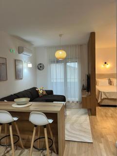 Family Homes Bar Apartment - 8