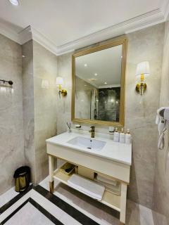 Ganjali Plaza Hotel - 2