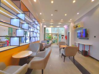 Ivy Hotel Aromire - 2