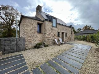 La Maison du Haut Bois - Elegante petite longere Bretonne - 0