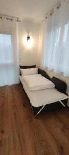 Doppel-Zweibettzimmer mit Küche und großem Wintergarten - 5