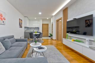 Vip Jovan 83 - 2