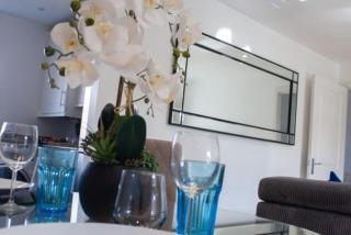 Lovely Coach House - 3