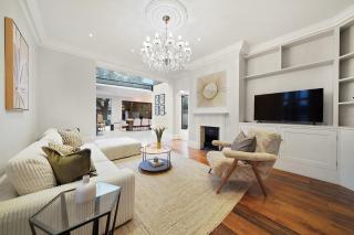 MUR1 - Modern and Stylish 6-bed House in Wimbledon - 8