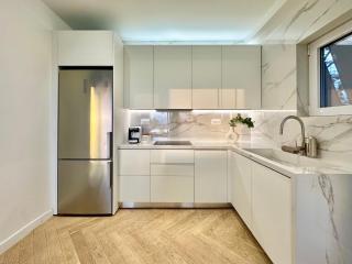 Elaia Luxury Selections - Aqua Marine - 4