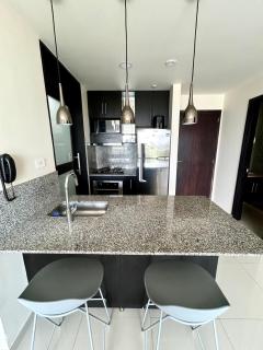 Apartamento con piscina gigante y acceso directo al mar - 3