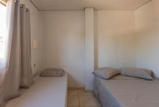 Casa com Piscina e Churrasqueira no Parque Fehr - 7