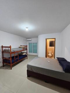 Casa bairro nobre 2min BR290 - 4