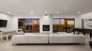 Luxury on Camelback Mountain - 3