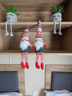 Hot Tub Getaways The Oakley 8 berth caravan with hot tub and quiet setting - 5