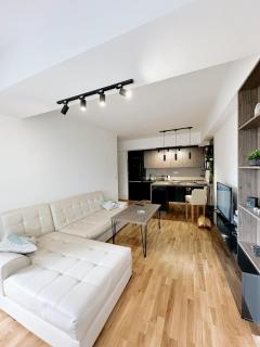 Mira Apartment 1 - 6