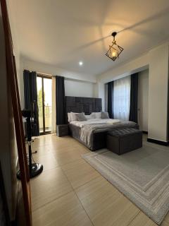 Ewaka Holiday Suites - 2