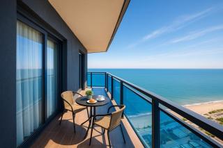 Elegance Sea View Aparthotel In Orbi City Batumi - 5