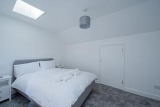 Modern 3-Bedroom House near Putney Station London - 8