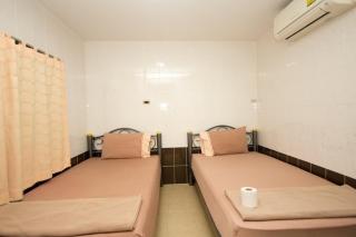 At Home Guest House - 8