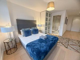 Disc Monthy Rate - St Johns Wood 3 bed flat with balcony near Marylebone, Regents Park, London Zoo - 3