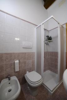 A Due Passi dal Popolo - 1