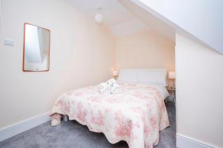 Quirky London Apartment 2 min to Ladywell station - Pass the Keys - 2
