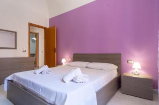 15 min to Historic Center, 5 min to Bus, Balcony - 5