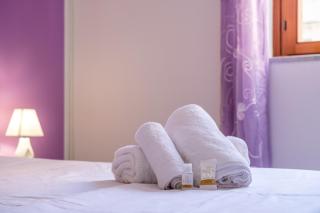 15 min to Historic Center, 5 min to Bus, Balcony - 3