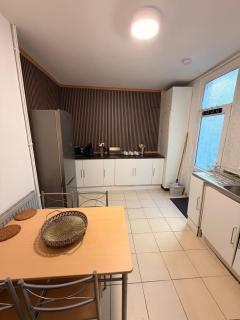 A cozy, comfortable, calm house perfect for groups - 4