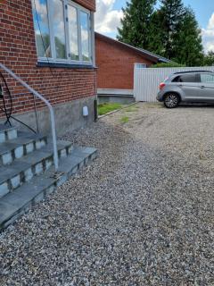 Basement apartment north in the city - 1