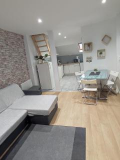 Smart house airport CDG, Astérix - 7