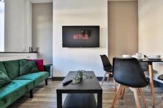 Marlor House, Denton, Free Parking - 2