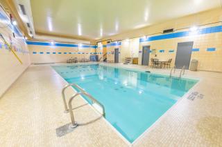 Prince Arthur Waterfront Hotel & Suites - 7