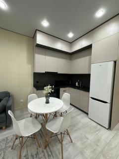 Светлая и стильная квартира в Алматы рядом с метро - 5