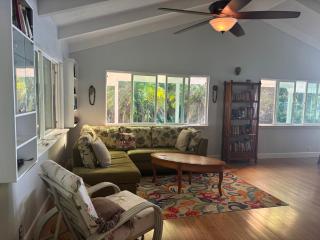 Tropical Jungalow Near the Ocean Cliffs - Keaau - 1